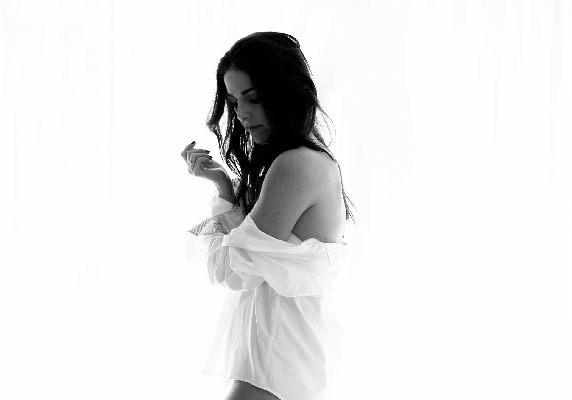 Bright minimalist Jules Morgan studio portrait